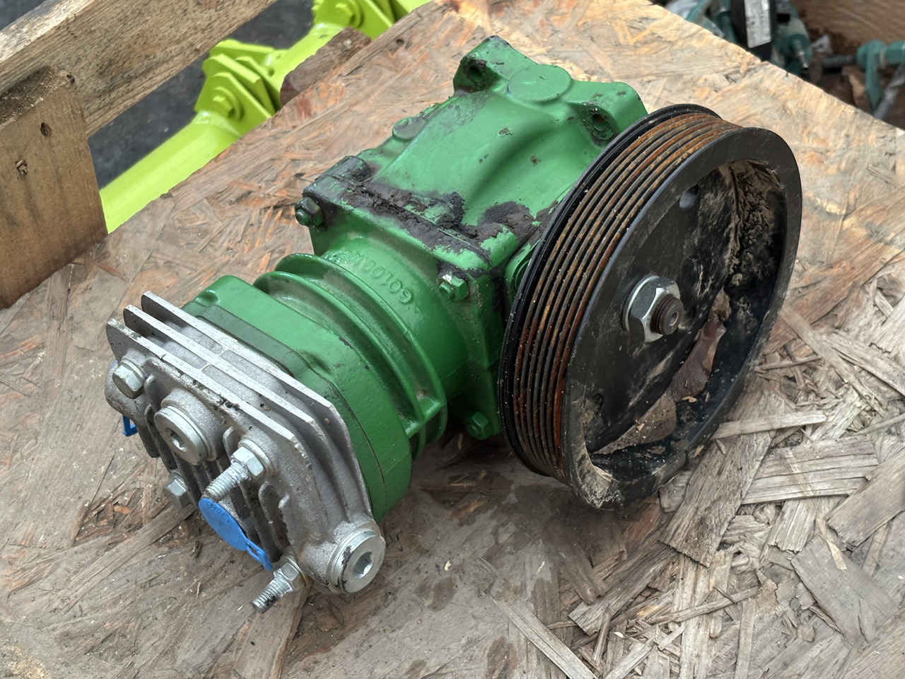 John Deere 8R 8RX 250 310 370 410 Kompresor Powietrza RE585794 - Compressor, sistema de ar comprimido para Máquina agrícola: foto 2 John Deere 8R 8RX 250 310 370 410 Kompresor Powietrza RE585794 - Compressor, sistema de ar comprimido para Máquina agrícola: foto 2