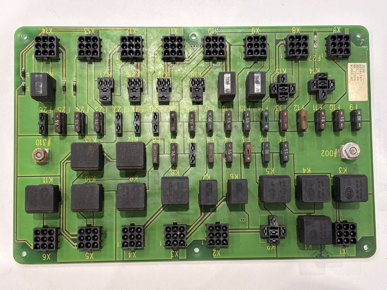 John Deere AZ101787 Płyta Elektroniczna Elektryczna Sterująca Bezpieczniki Przekaźniki - Centralina electrónica para Máquina agrícola: foto 1 John Deere AZ101787 Płyta Elektroniczna Elektryczna Sterująca Bezpieczniki Przekaźniki - Centralina electrónica para Máquina agrícola: foto 1