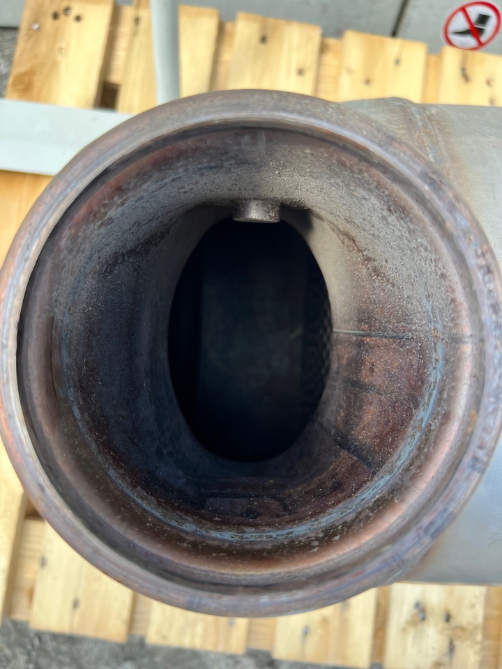 John Deere Katalizator DZ100798 - Conversor catalítico para Máquina agrícola: foto 3 John Deere Katalizator DZ100798 - Conversor catalítico para Máquina agrícola: foto 3