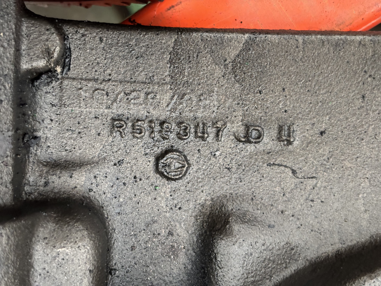 John Deere RE543187 R518347 RE533975 Pompa Oleju - Bomba de óleo para Máquina agrícola: foto 2 John Deere RE543187 R518347 RE533975 Pompa Oleju - Bomba de óleo para Máquina agrícola: foto 2