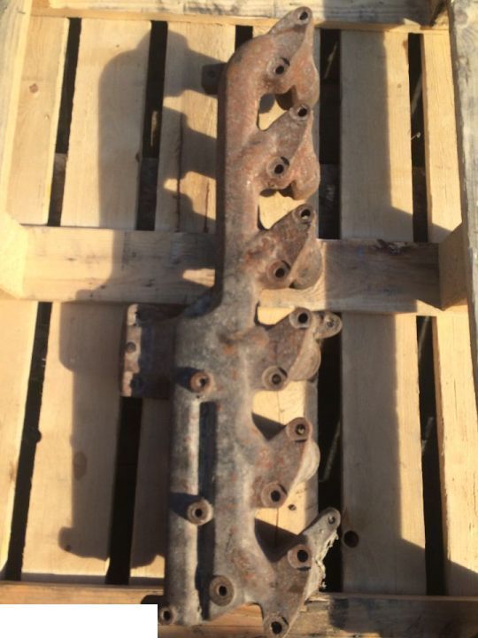 Kolektor Wydechowy John Deere R519485 - Colector de escape para Máquina agrícola: foto 1 Kolektor Wydechowy John Deere R519485 - Colector de escape para Máquina agrícola: foto 1