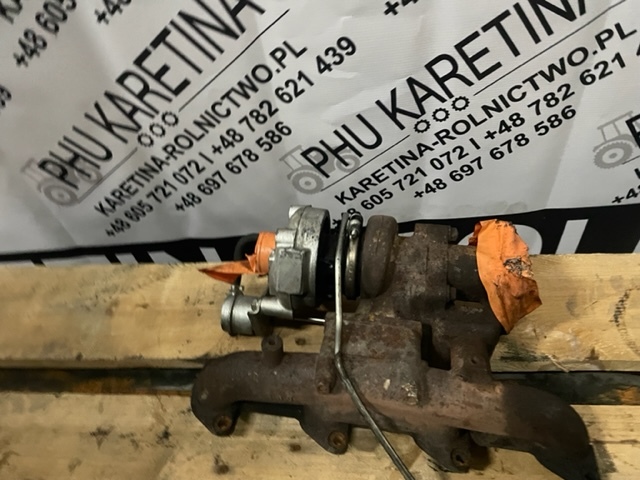 Kubota V3600 , V3300 kolektor wydechowy turbospręźarka turbina - Colector de escape para Máquina agrícola: foto 5 Kubota V3600 , V3300 kolektor wydechowy turbospręźarka turbina - Colector de escape para Máquina agrícola: foto 5