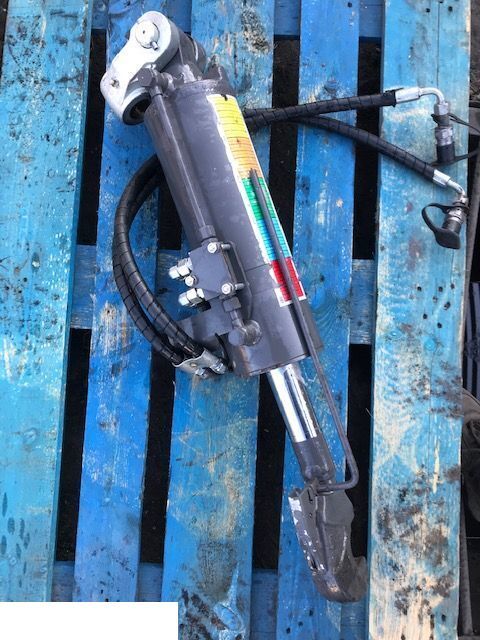 Łącznik hydrauliczny CBM śruba centralna cięgno górne do ciągnika rolniczego - Hidráulica para Trator: foto 4 Łącznik hydrauliczny CBM śruba centralna cięgno górne do ciągnika rolniczego - Hidráulica para Trator: foto 4