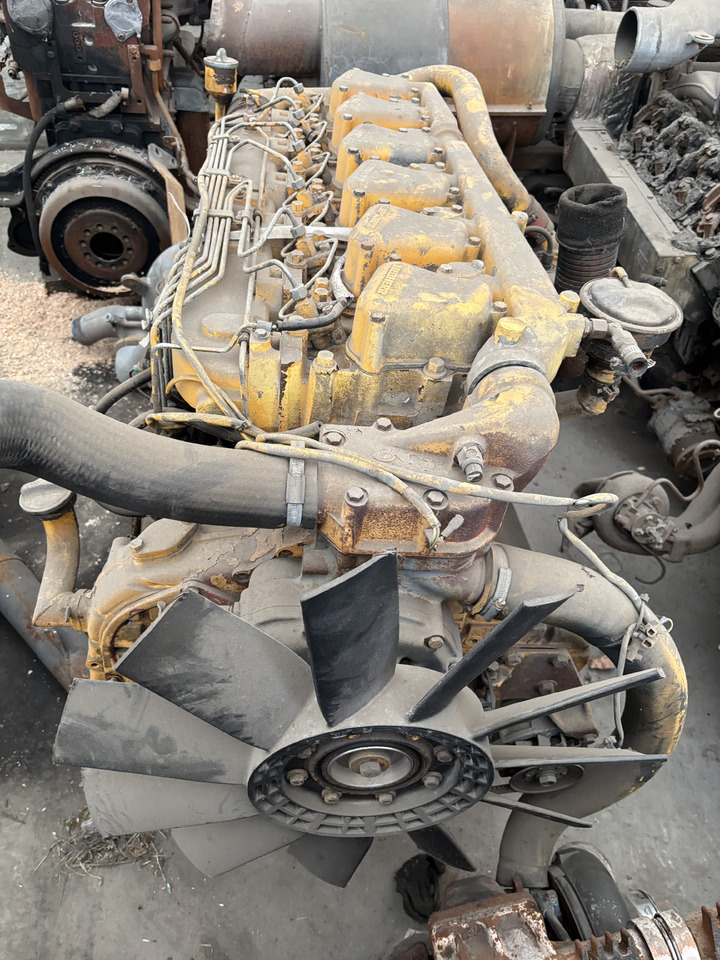 Liebherr D906TB D 904 TB Silnik Kompletny Blok Koło Zamachowe Wał Korbowy Pokrywa Miska CZĘŚCI - Volante do motor para Máquina agrícola: foto 1 Liebherr D906TB D 904 TB Silnik Kompletny Blok Koło Zamachowe Wał Korbowy Pokrywa Miska CZĘŚCI - Volante do motor para Máquina agrícola: foto 1