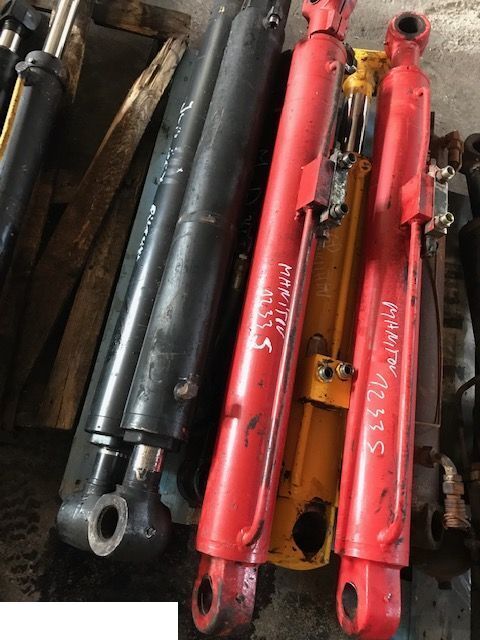 Manitou 1340 - Siłownik Podnoszenia - Cilindro hidráulico para Máquina agrícola: foto 1 Manitou 1340 - Siłownik Podnoszenia - Cilindro hidráulico para Máquina agrícola: foto 1