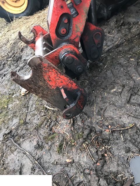 Manitou 626 - Siłownik Wychyłu Łyźki - Cilindro hidráulico para Máquina agrícola: foto 1 Manitou 626 - Siłownik Wychyłu Łyźki - Cilindro hidráulico para Máquina agrícola: foto 1