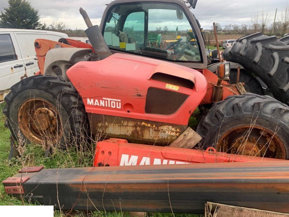 Manitou 731 - MOST PRZÓD ~ CZĘŚCI - Eixo dianteiro para Máquina de construção: foto 1 Manitou 731 - MOST PRZÓD ~ CZĘŚCI - Eixo dianteiro para Máquina de construção: foto 1
