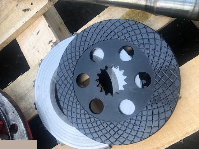 Manitou Carraro - Tarcz Hamulcowa Docisk hamulcowy - Disco de freio para Máquina agrícola: foto 2 Manitou Carraro - Tarcz Hamulcowa Docisk hamulcowy - Disco de freio para Máquina agrícola: foto 2