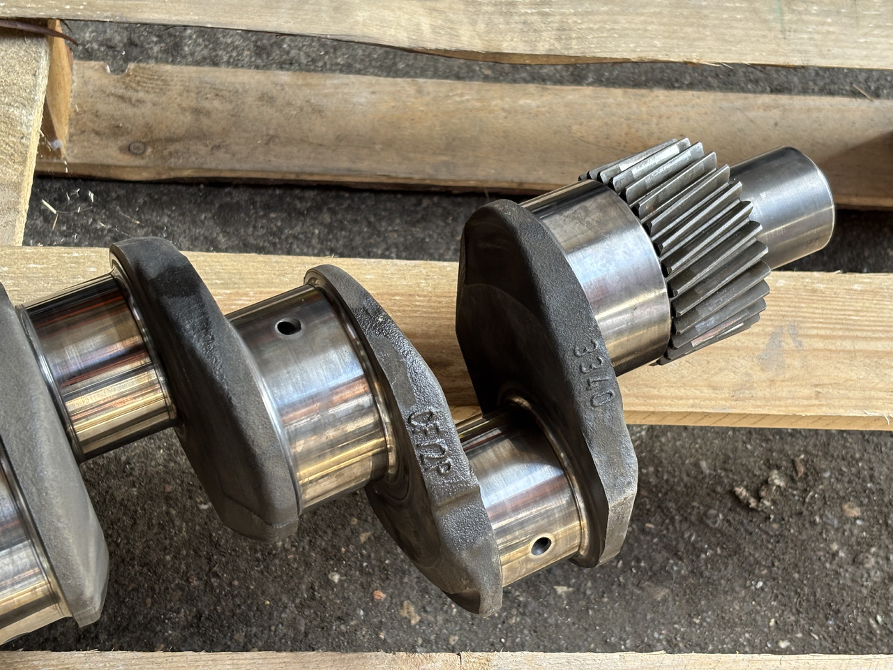 Mercedes OM366 Wał Korbowy 3660301602U 3660300702 3660301102 3660301402 - Cambota para Máquina agrícola: foto 4 Mercedes OM366 Wał Korbowy 3660301602U 3660300702 3660301102 3660301402 - Cambota para Máquina agrícola: foto 4