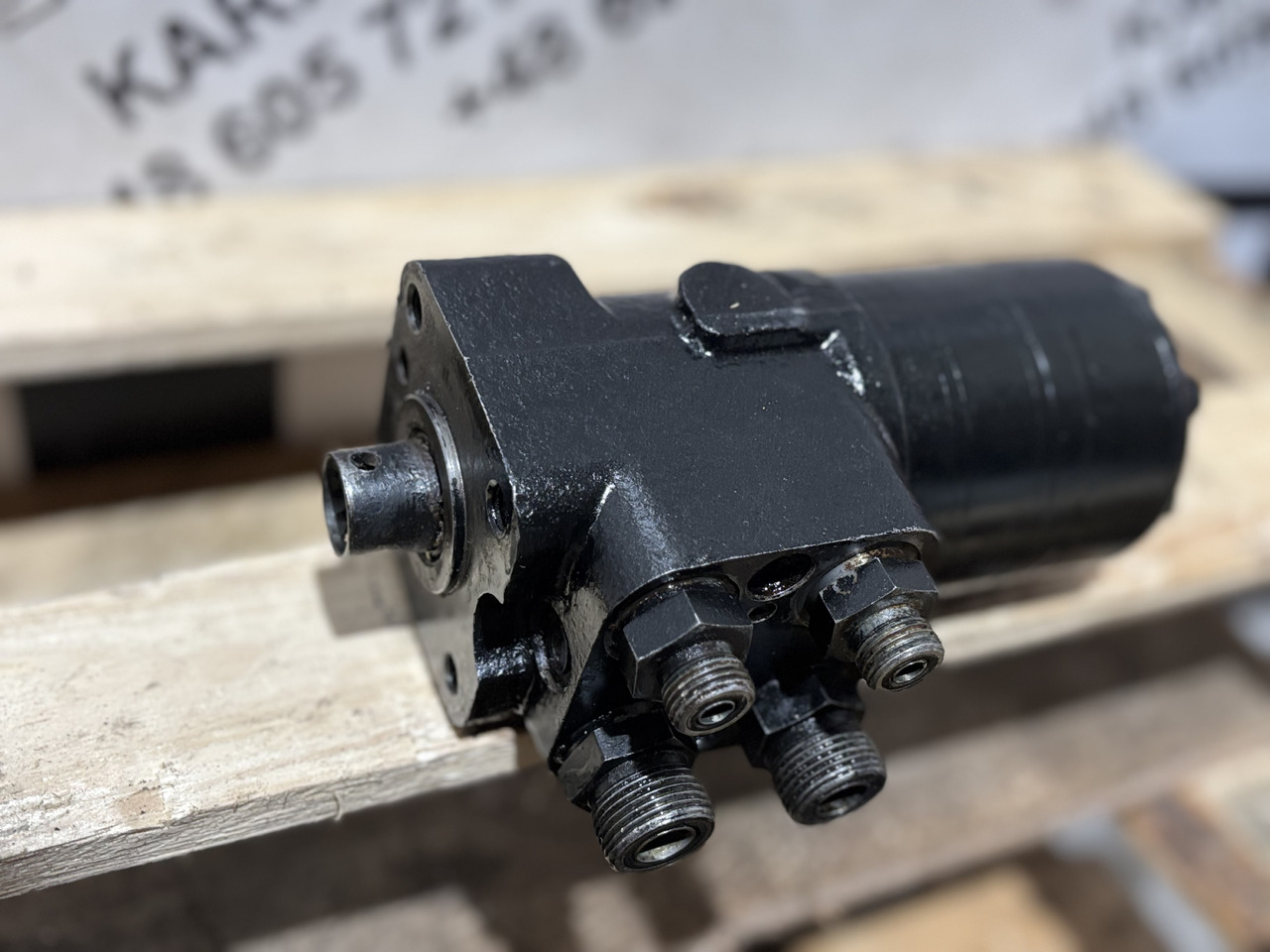 New Holland Orbitrol T6070 T6080 T6090 T7060 T7070 CASE Puma 47136607 - Bomba de direção para Máquina agrícola: foto 4 New Holland Orbitrol T6070 T6080 T6090 T7060 T7070 CASE Puma 47136607 - Bomba de direção para Máquina agrícola: foto 4