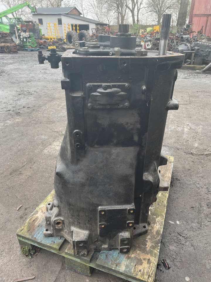 New Holland T7.225 - skrzynia biegów 47960856 - Caixa de velocidade para Máquina agrícola: foto 3 New Holland T7.225 - skrzynia biegów 47960856 - Caixa de velocidade para Máquina agrícola: foto 3