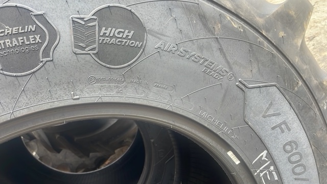 Opona Michelin 600/70r30 , 168D/165E TL Axiobib 2 - Pneu para Máquina agrícola: foto 5 Opona Michelin 600/70r30 , 168D/165E TL Axiobib 2 - Pneu para Máquina agrícola: foto 5