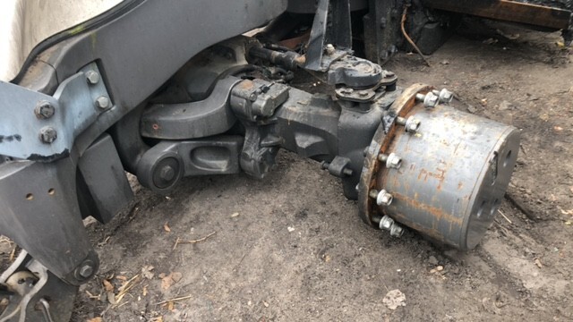 Oś 4293140M94 | Oś 770 /618 Massey Ferguson 8650 - 8690 ~ Zwolnica Zwrotnica - Eixo e peças para Máquina agrícola: foto 4 Oś 4293140M94 | Oś 770 /618 Massey Ferguson 8650 - 8690 ~ Zwolnica Zwrotnica - Eixo e peças para Máquina agrícola: foto 4