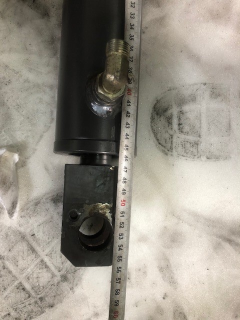Siłownik skrętu VOLVO L30 L35 - Cilindro hidráulico para Pá carregadora de rodas: foto 4 Siłownik skrętu VOLVO L30 L35 - Cilindro hidráulico para Pá carregadora de rodas: foto 4