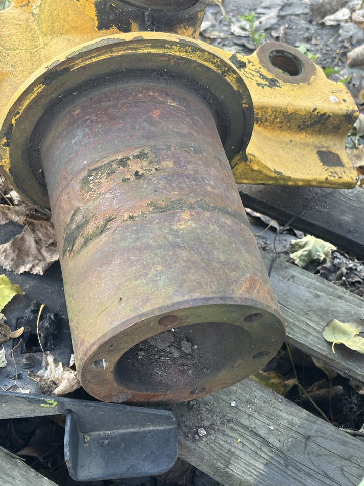 VOLVO L30 Przegub Łącznika Ramy Support Łącznik - Estrutura/ Châssis para Equipamento de movimentação: foto 4 VOLVO L30 Przegub Łącznika Ramy Support Łącznik - Estrutura/ Châssis para Equipamento de movimentação: foto 4