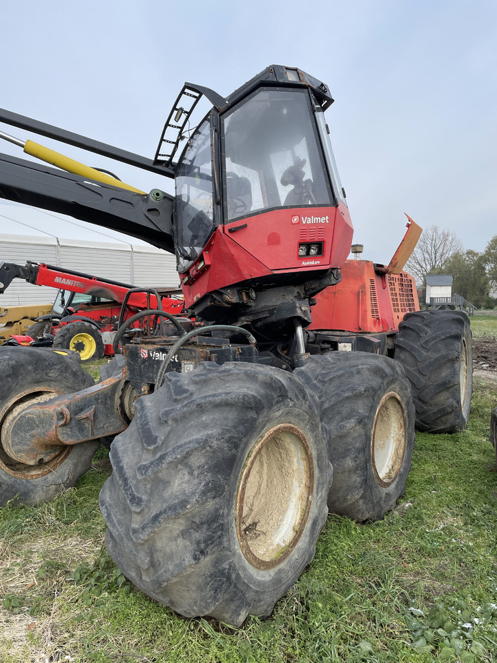Valmet Komatsu 911.1 - harvester CZĘŚCI - Harvester: foto 1 Valmet Komatsu 911.1 - harvester CZĘŚCI - Harvester: foto 1