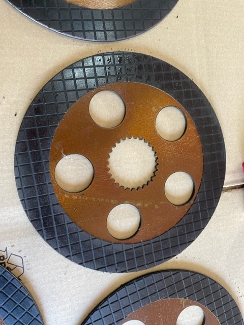 Valtra t140 - t190 tarcze hamulcowe - Disco de freio para Máquina agrícola: foto 5 Valtra t140 - t190 tarcze hamulcowe - Disco de freio para Máquina agrícola: foto 5