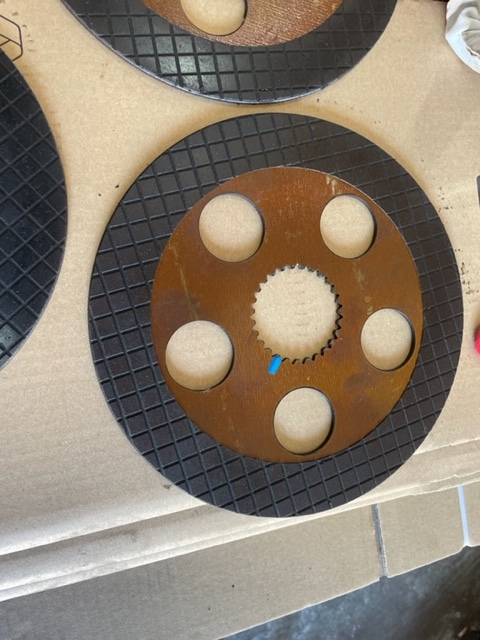 Valtra t140 - t190 tarcze hamulcowe - Disco de freio para Máquina agrícola: foto 4 Valtra t140 - t190 tarcze hamulcowe - Disco de freio para Máquina agrícola: foto 4