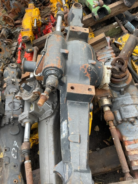 ZF AS-2075 - Deutz Fahr Agrotron - Obudowa Mostu | Atak | Mechanizm Róźnicowy - Diferencial para Máquina agrícola: foto 2 ZF AS-2075 - Deutz Fahr Agrotron - Obudowa Mostu | Atak | Mechanizm Róźnicowy - Diferencial para Máquina agrícola: foto 2