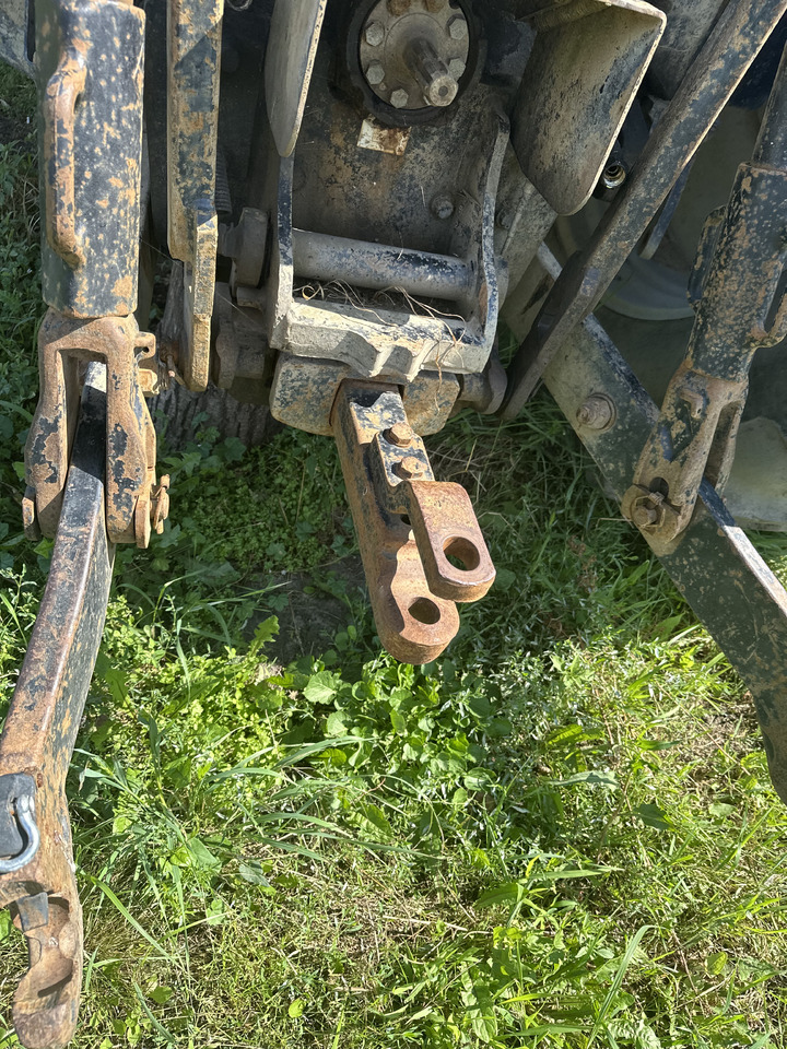 Zaczep polowy Hitch Massey Ferguson claas - Estrutura/ Châssis para Máquina agrícola: foto 1 Zaczep polowy Hitch Massey Ferguson claas - Estrutura/ Châssis para Máquina agrícola: foto 1