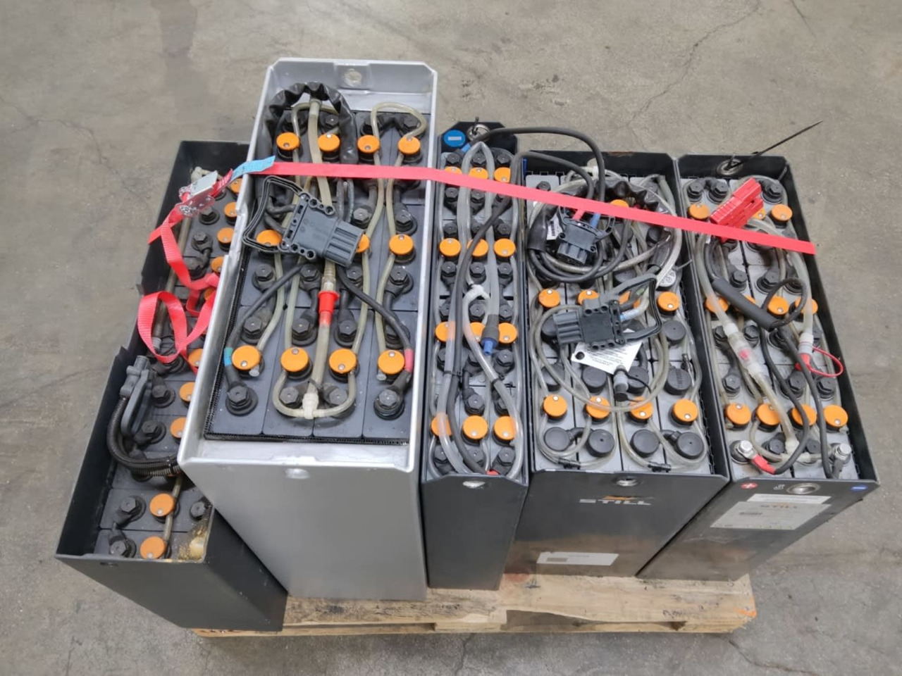 Battery package 5 pieces - Bateria automotiva para Equipamento de movimentação: foto 5 Battery package 5 pieces - Bateria automotiva para Equipamento de movimentação: foto 5