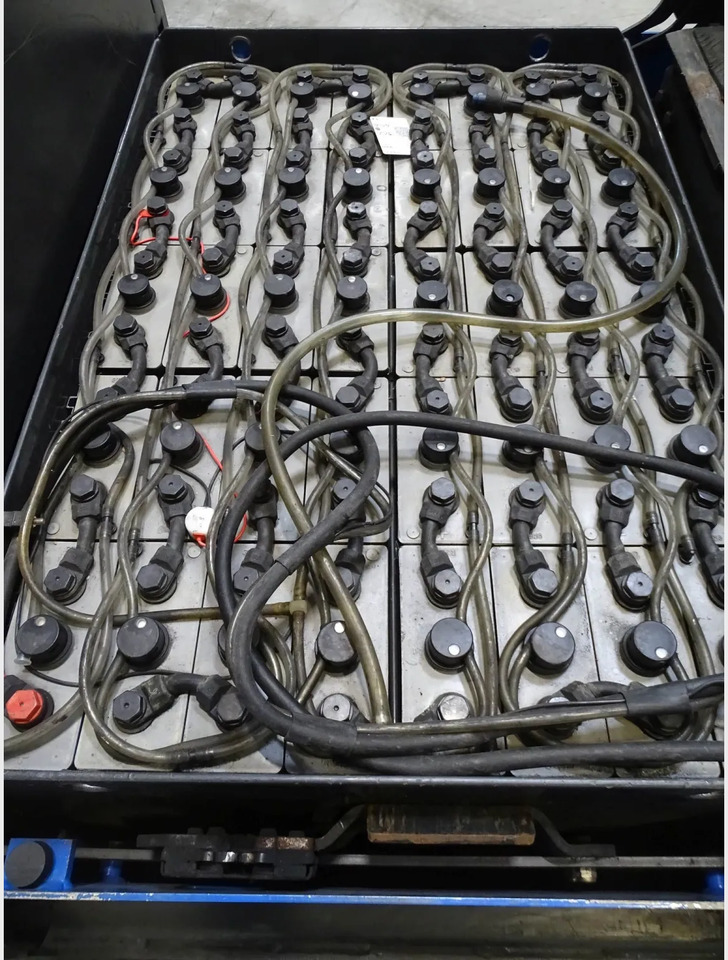 Linde P250 - Trator elétrics: foto 4 Linde P250 - Trator elétrics: foto 4