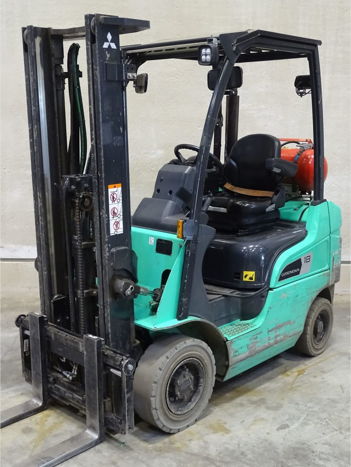 Mitsubishi FG18NT - Empilhador a gás: foto 1 Mitsubishi FG18NT - Empilhador a gás: foto 1