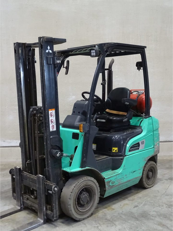 Mitsubishi FG18NT - Empilhador a gás: foto 1 Mitsubishi FG18NT - Empilhador a gás: foto 1