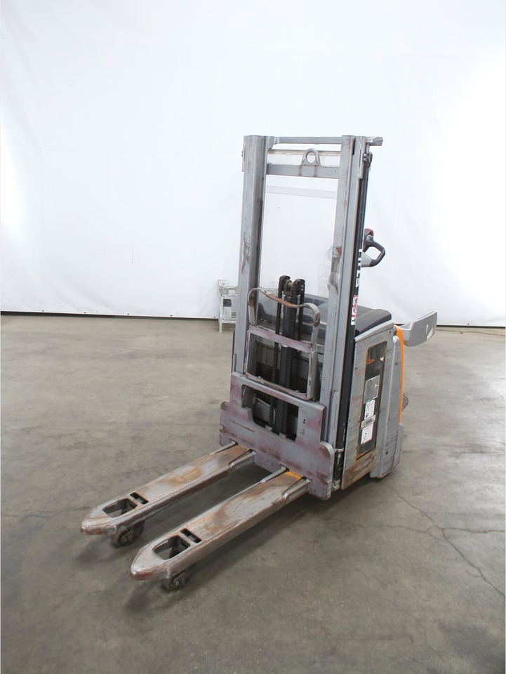 STILL EXV-SF14D - Stacker: foto 1 STILL EXV-SF14D - Stacker: foto 1
