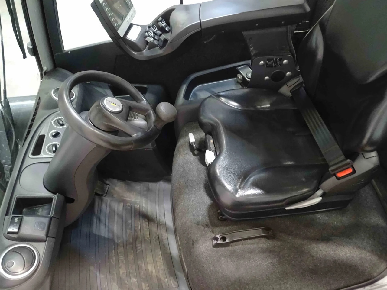 STILL RX70-25 - Empilhador a diesel: foto 4 STILL RX70-25 - Empilhador a diesel: foto 4