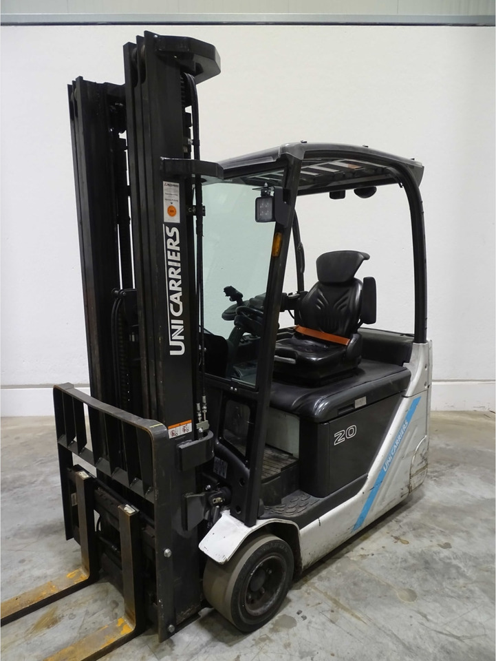 Unicarriers AG2N1L20Q - Empilhador elétrico: foto 1 Unicarriers AG2N1L20Q - Empilhador elétrico: foto 1