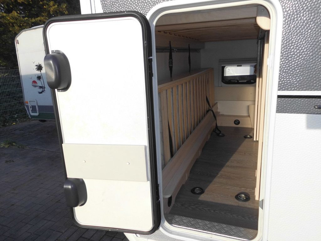 Hobby DE LUXE EDITION 560 KMFe 1 Hand XT-Mover Garage - Caravana: foto 4 Hobby DE LUXE EDITION 560 KMFe 1 Hand XT-Mover Garage - Caravana: foto 4