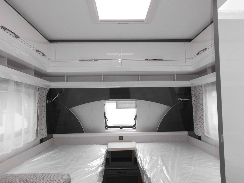 Hobby Excellent 460 SL %Lagerabverkauf% EXTRAS - Caravana: foto 1 Hobby Excellent 460 SL %Lagerabverkauf% EXTRAS - Caravana: foto 1