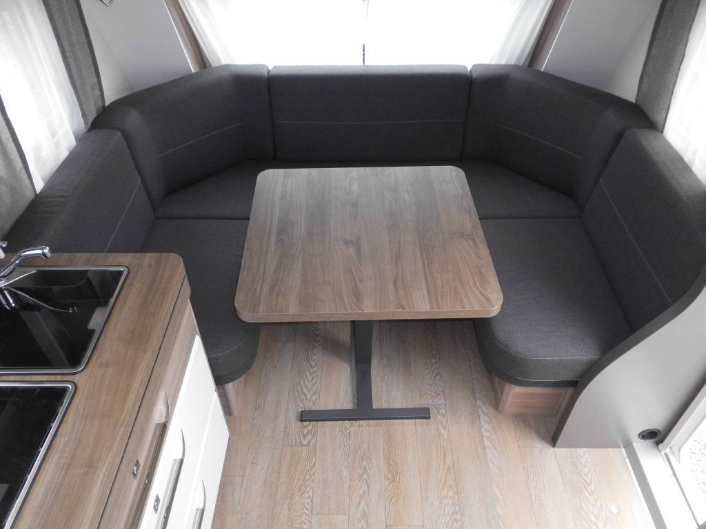 Caravana Hobby Excellent Edition 540 WLU AUTARK 2000kg., Citywa: foto 8 Caravana Hobby Excellent Edition 540 WLU AUTARK 2000kg., Citywa: foto 8