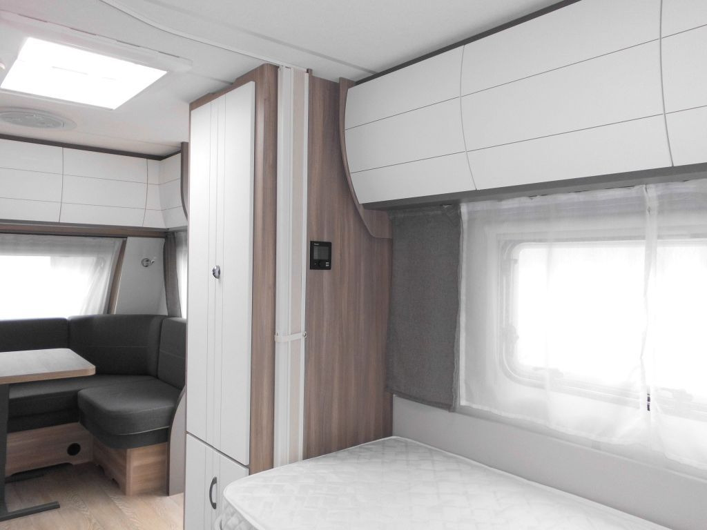 Caravana Hobby Excellent Edition 540 WLU AUTARK 2000kg., Citywa: foto 16 Caravana Hobby Excellent Edition 540 WLU AUTARK 2000kg., Citywa: foto 16