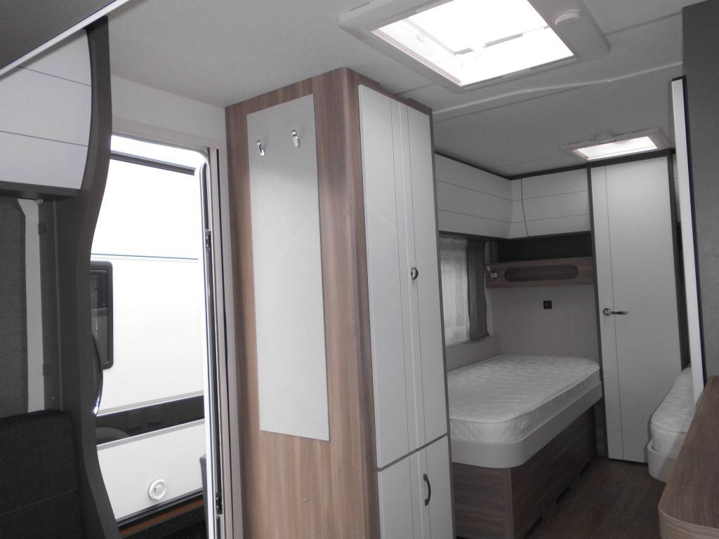 Caravana Hobby Excellent Edition 540 WLU AUTARK 2000kg., Citywa: foto 9 Caravana Hobby Excellent Edition 540 WLU AUTARK 2000kg., Citywa: foto 9