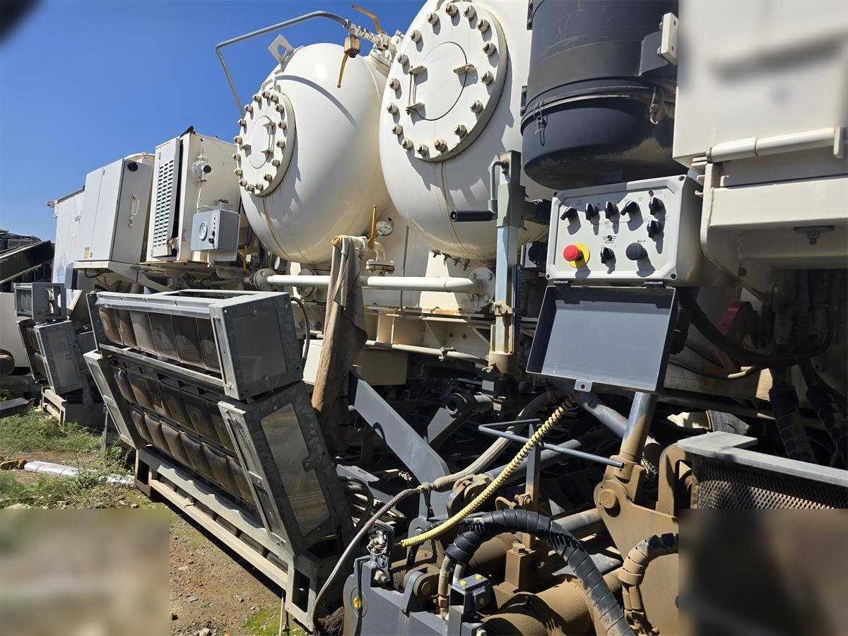2006 WIRTGEN HM4500 - Máquina de asfalto: foto 2 2006 WIRTGEN HM4500 - Máquina de asfalto: foto 2