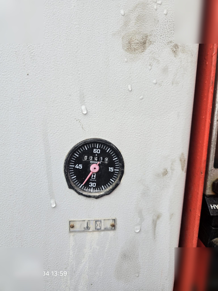 2010 SANDVIK DX700 - Máquina de perfuração: foto 4 2010 SANDVIK DX700 - Máquina de perfuração: foto 4