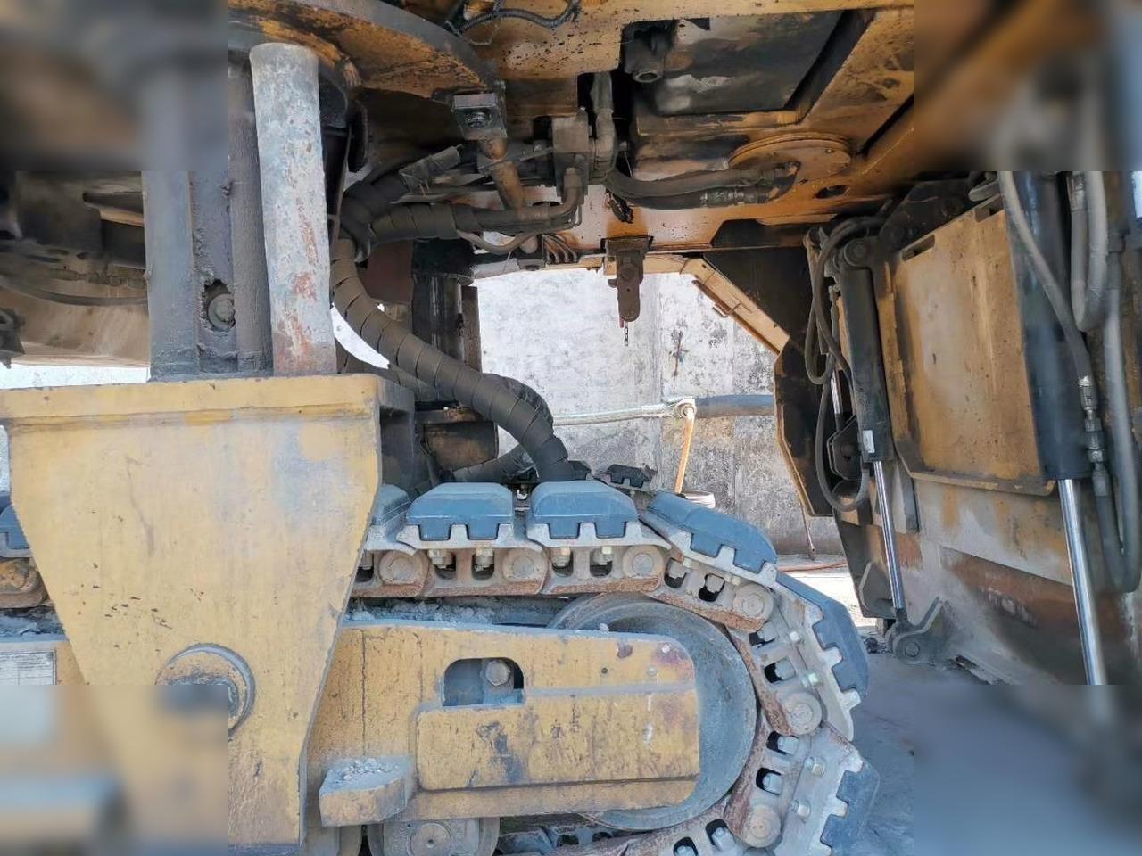 2011 CATERPILLAR PM-200 - Aplainadora (Fresadora): foto 4 2011 CATERPILLAR PM-200 - Aplainadora (Fresadora): foto 4