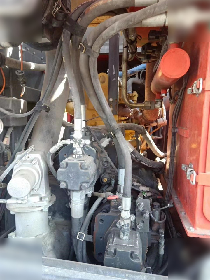 2014 SANDVIK DP1500I - Máquina de perfuração: foto 4 2014 SANDVIK DP1500I - Máquina de perfuração: foto 4