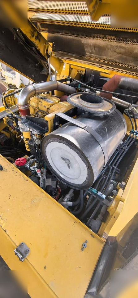 2016 CATERPILLAR PM-200 - Aplainadora (Fresadora): foto 5 2016 CATERPILLAR PM-200 - Aplainadora (Fresadora): foto 5