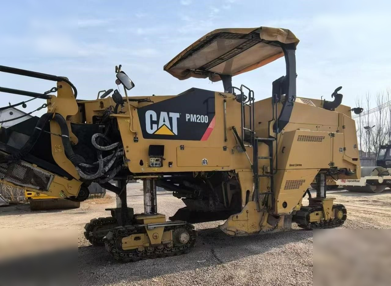 2016 CATERPILLAR PM-200 - Aplainadora (Fresadora): foto 3 2016 CATERPILLAR PM-200 - Aplainadora (Fresadora): foto 3