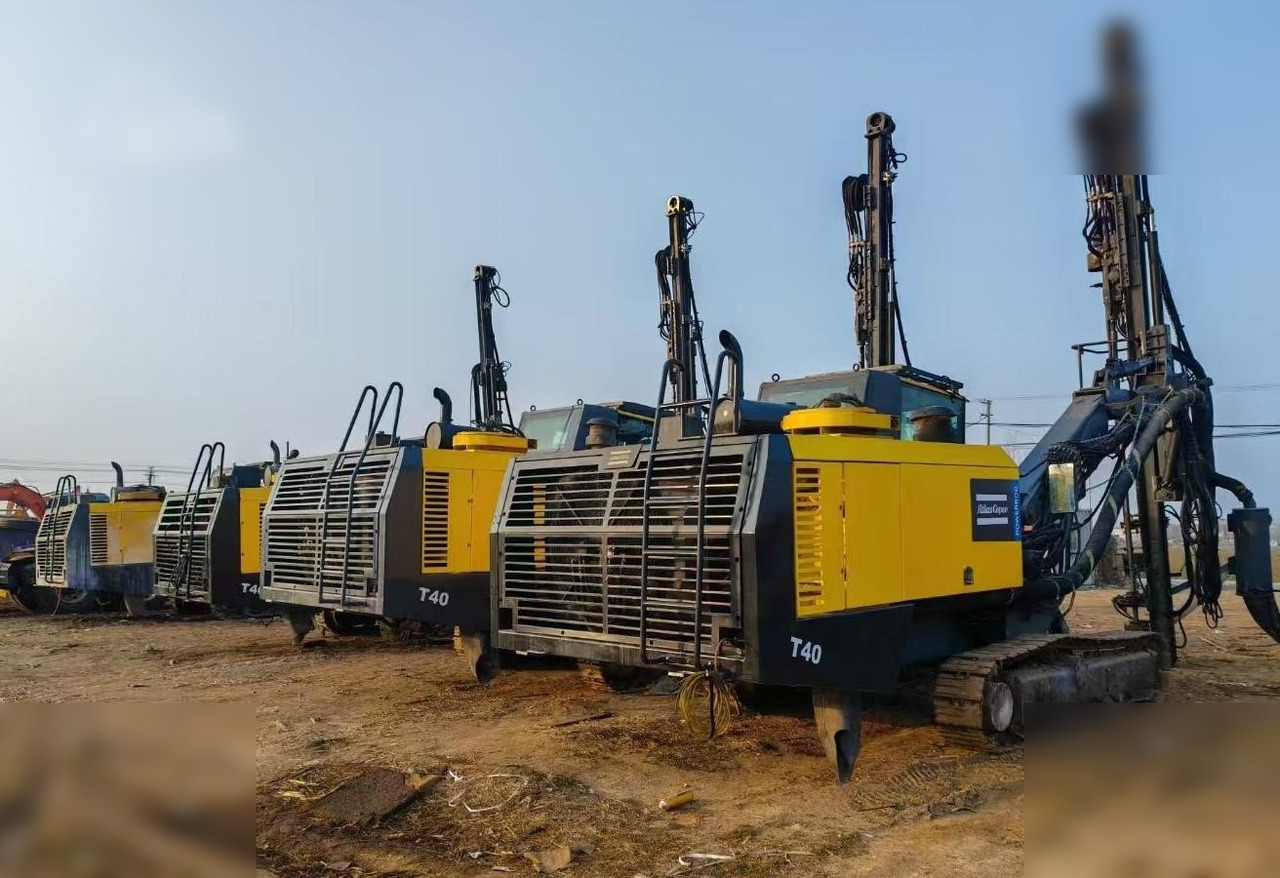 2018 ATLAS COPCO POWERROC T40 - Máquina de perfuração: foto 1 2018 ATLAS COPCO POWERROC T40 - Máquina de perfuração: foto 1