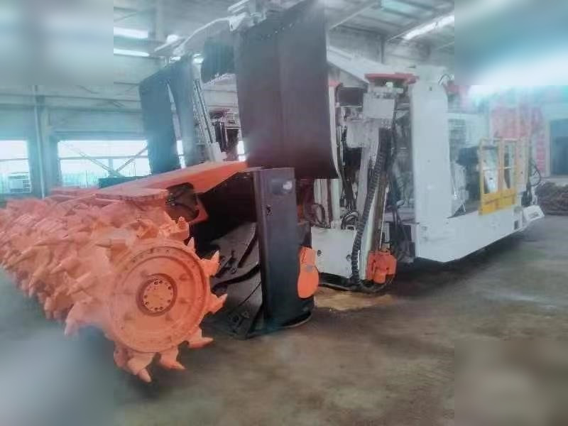 2018 SANDVIK MB670-1 - Máquina de mineração: foto 1 2018 SANDVIK MB670-1 - Máquina de mineração: foto 1