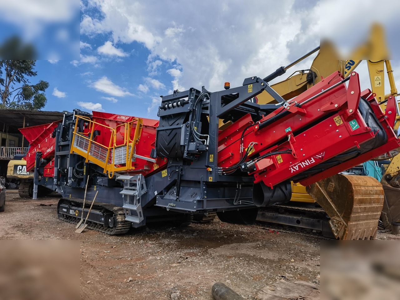 2023 TEREX FINLAY 883+ - Peneira vibratória: foto 1 2023 TEREX FINLAY 883+ - Peneira vibratória: foto 1