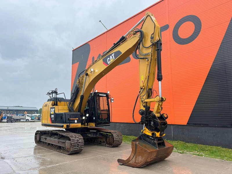 Caterpillar 320 E 3D / ROTOTILT / CENTRAL LUBRICATION / 3D / AC - Escavadora de rastos: foto 2 Caterpillar 320 E 3D / ROTOTILT / CENTRAL LUBRICATION / 3D / AC - Escavadora de rastos: foto 2