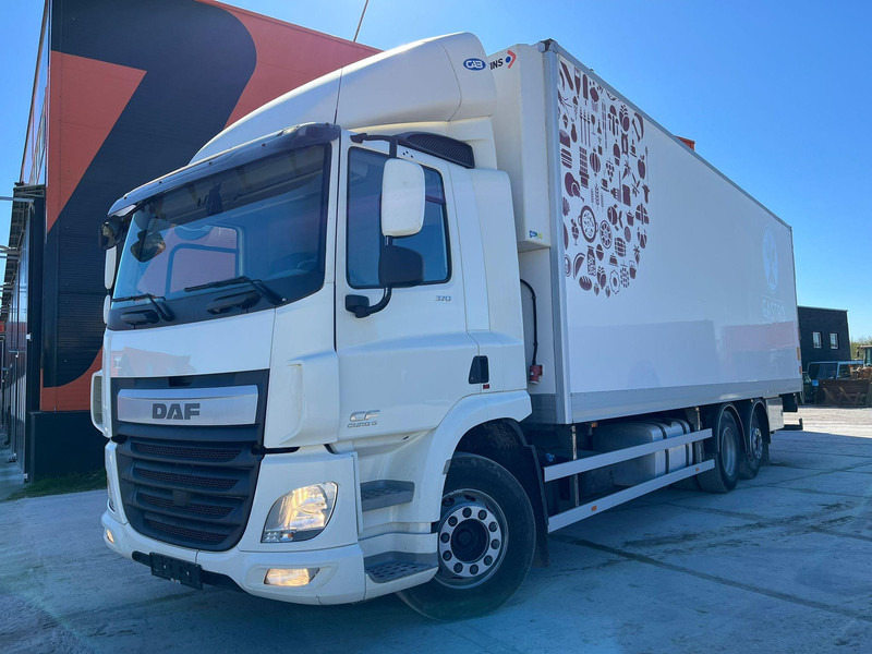 DAF CF 370 6x2 HULTSTEINS / BOX L=8744 mm - Camião frigorífico: foto 2 DAF CF 370 6x2 HULTSTEINS / BOX L=8744 mm - Camião frigorífico: foto 2