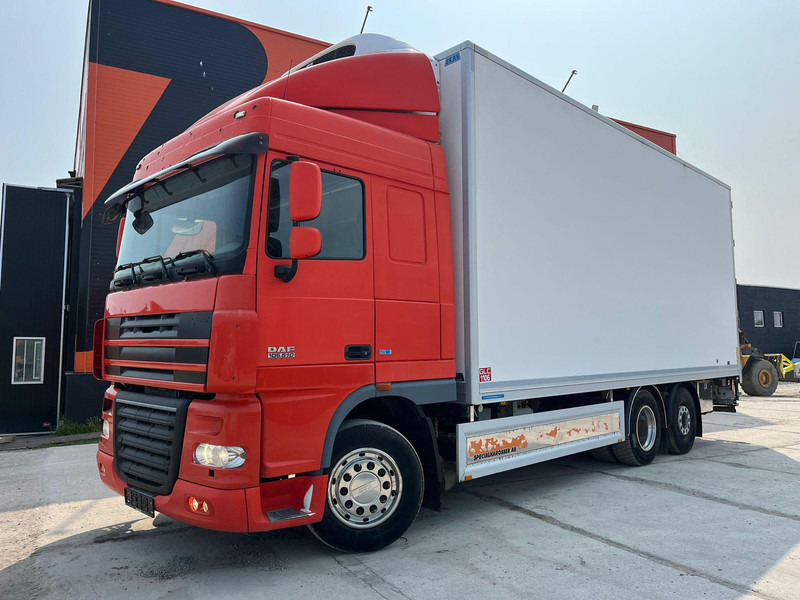 DAF XF 105.510 6x2 T-1200R / BOX L=7423 mm - Camião frigorífico: foto 2 DAF XF 105.510 6x2 T-1200R / BOX L=7423 mm - Camião frigorífico: foto 2