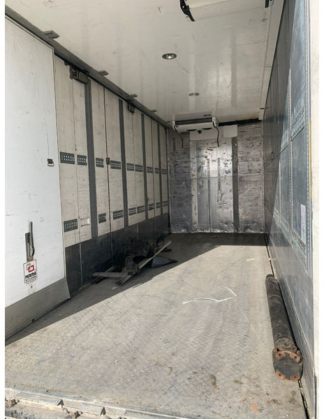 Ekeri COOLER BOX FOR MERCEDES TRUCK 7100mm / SUPRA 850 NORDIC - Carroçaria - frigorífico: foto 5 Ekeri COOLER BOX FOR MERCEDES TRUCK 7100mm / SUPRA 850 NORDIC - Carroçaria - frigorífico: foto 5