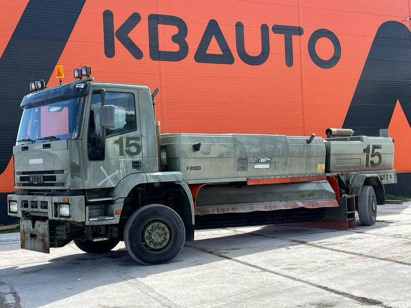 Iveco Fresia F 2000 4x4 SNOW PLOW / BROOM / BLOWER - Varredora urbana: foto 1 Iveco Fresia F 2000 4x4 SNOW PLOW / BROOM / BLOWER - Varredora urbana: foto 1